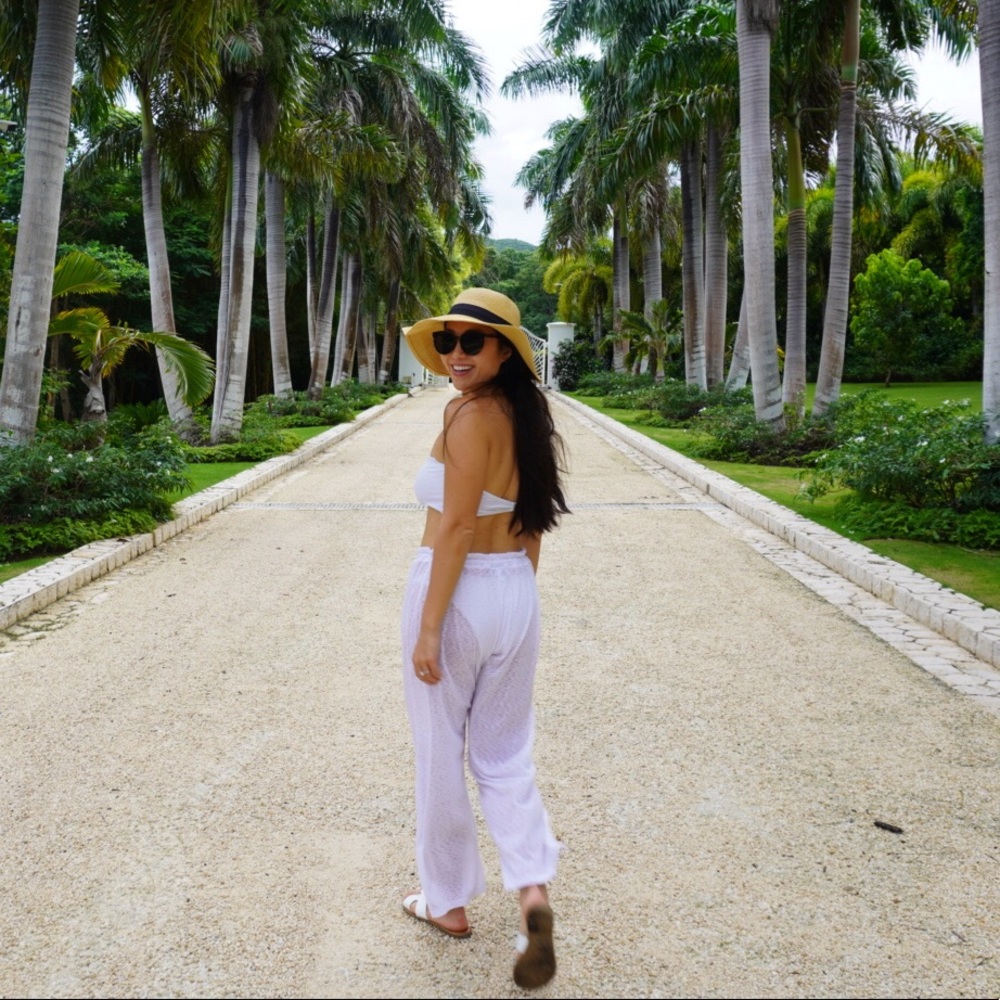 Meet your Posher, Danielle